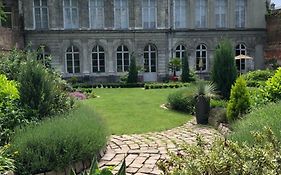 L'Hotel Particulier
